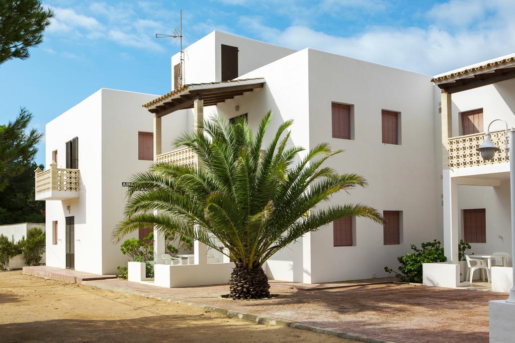 Apartamentos Escandell - Formentera Vacaciones Playa Migjorn Kültér fotó