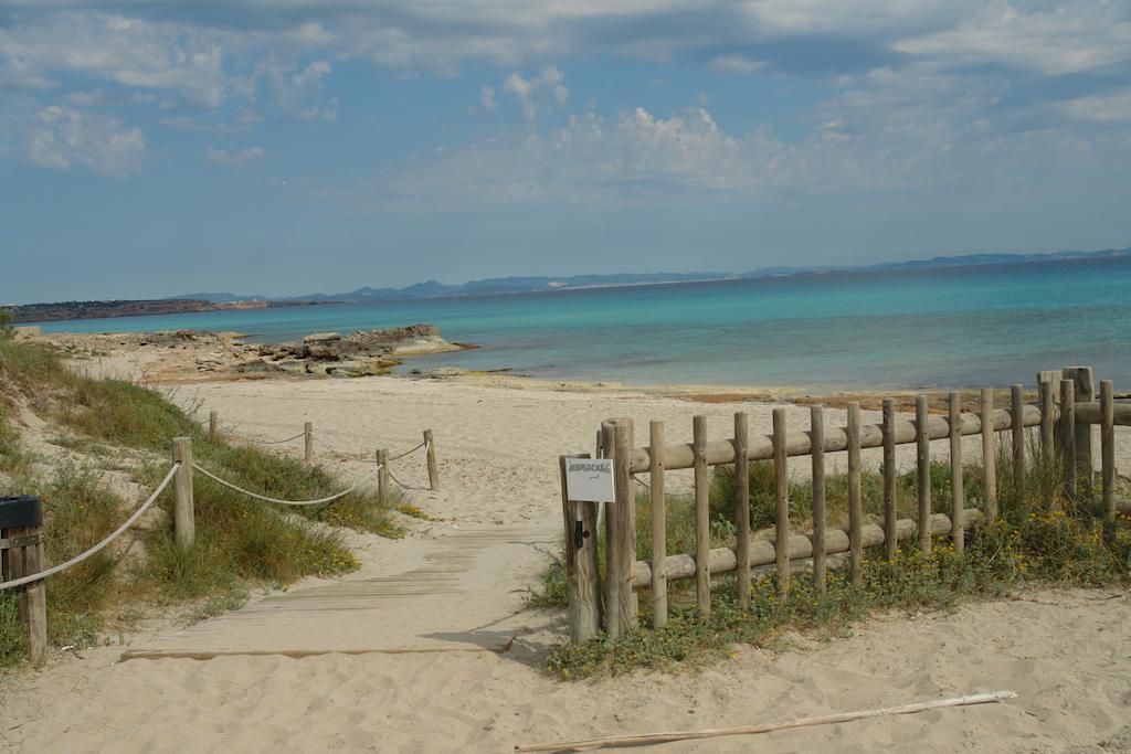 Apartamentos Escandell - Formentera Vacaciones Playa Migjorn Kültér fotó